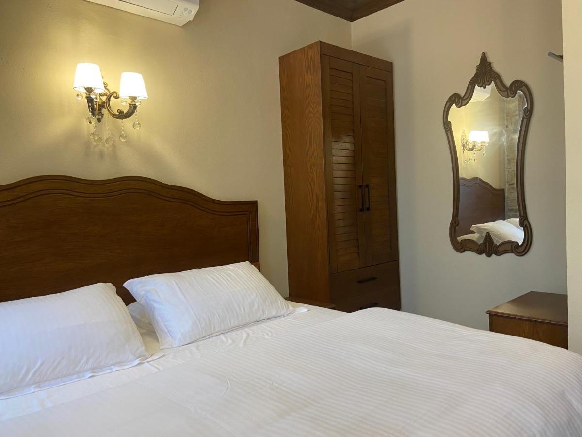 Dionysos 1789 Boutique Hotel Foça Luaran gambar