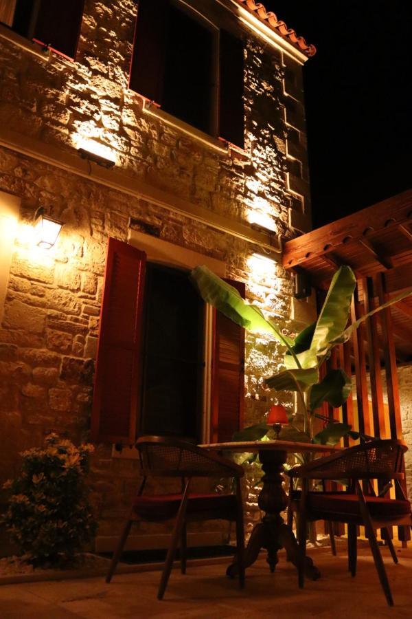 Dionysos 1789 Boutique Hotel Foça Luaran gambar